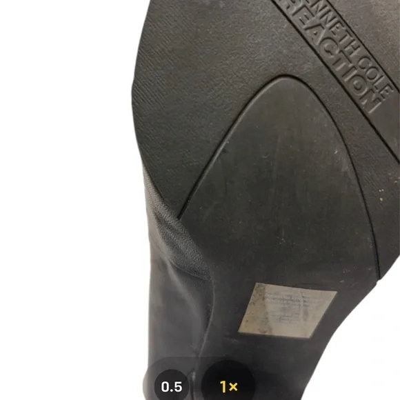 Kenneth Cole Reaction “Maxed Out” Size 9M Black Leather Heels - Picture 10 of 11